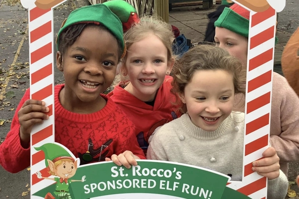 St Bridgets Elfie Selfie